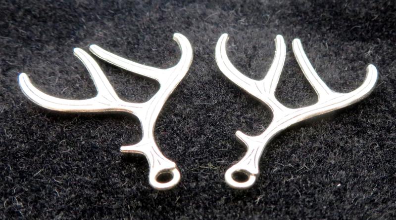 2x Silver Coloured Metal Deer Antler Charms