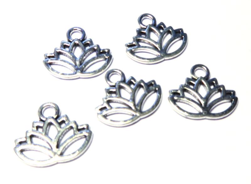 5x Silver Coloured Metal Lotus Flower Charms