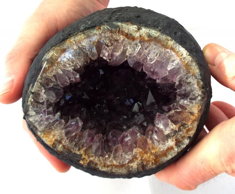 Amethyst Gemstone Geode Cave 01