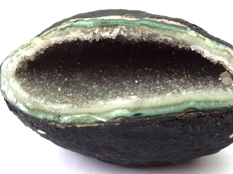 Amethyst Mini Gemstone Geode Cave 03