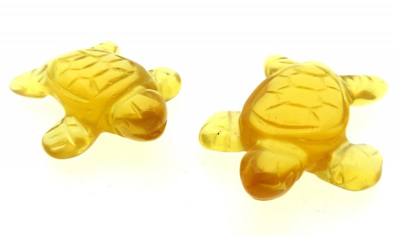 Small Glass Carved Turtle