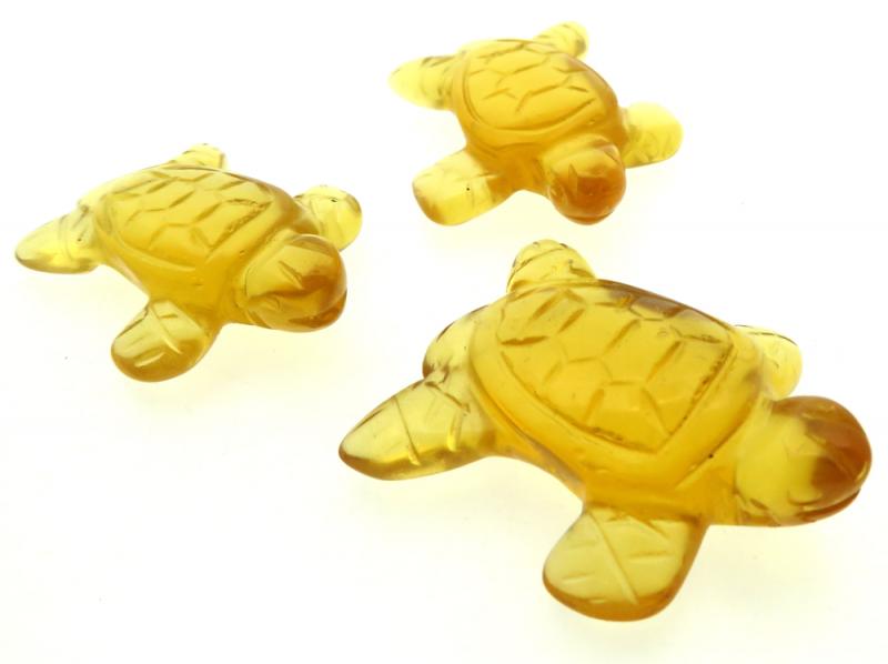 Small Glass Carved Turtle