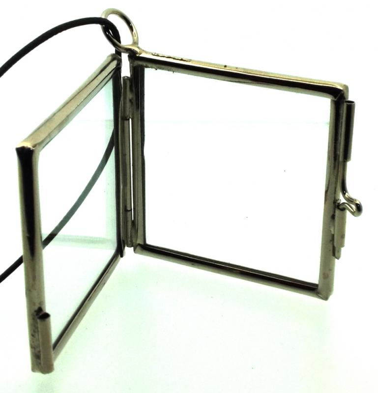 Glass Memory Diagonal Pendant