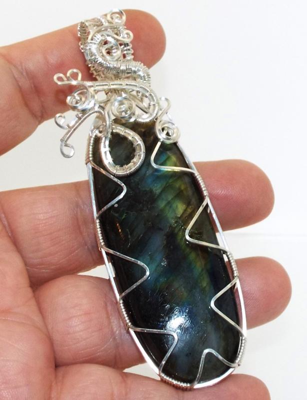 Labradorite Gemstone Silver Plated Wire Weave Pendant 22
