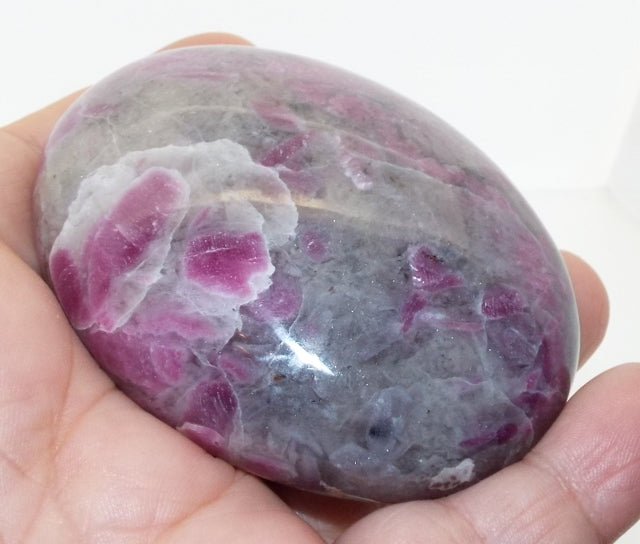 Ruby In Feldspar Palmstone Pebble 1