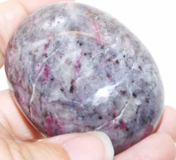 Ruby In Feldspar Palmstone Pebble 8