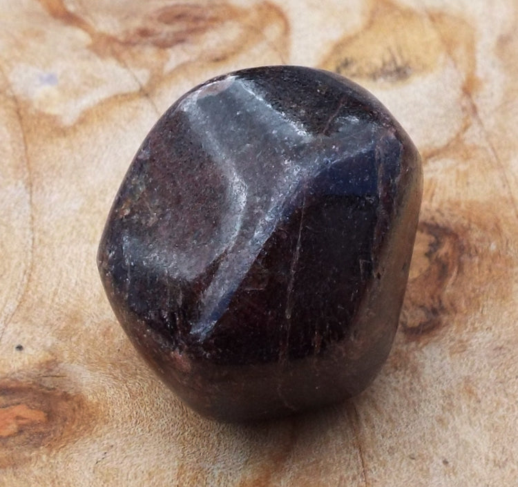 Garnet Nugget 10