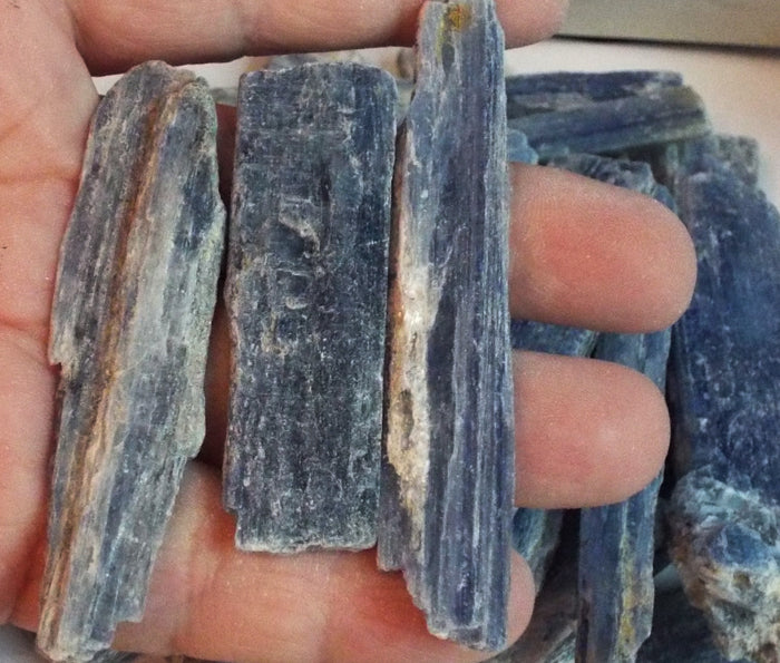 1 x Blue Kyanite Raw Gemstone Blade