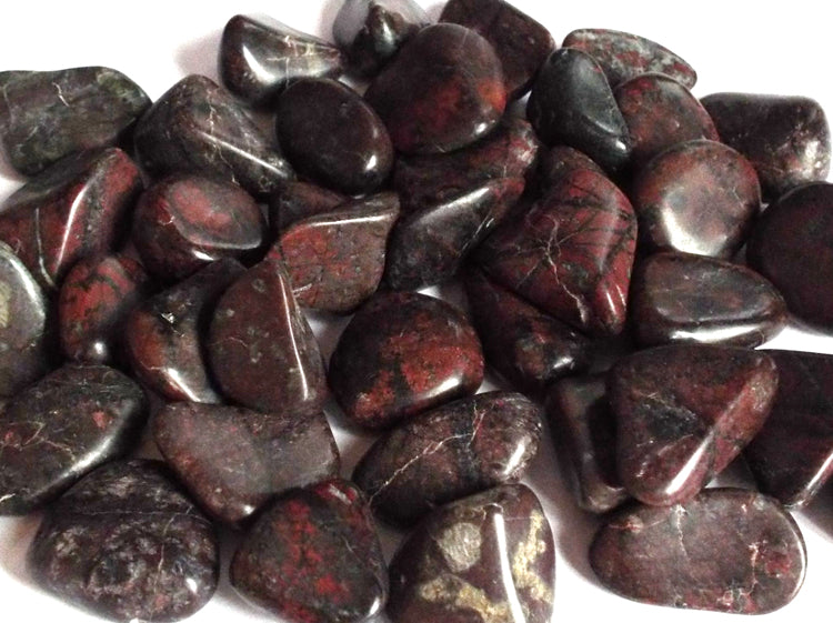 1 x Small Serpentine Tumblestone
