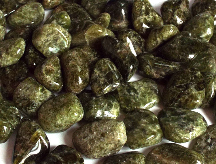 1 x Small Vesuvianite Tumblestone