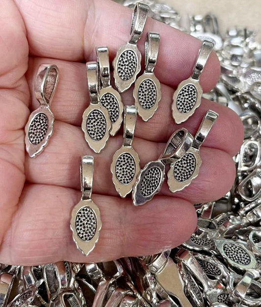 20x Glue on Jewellery Bails