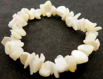 Mother of Pearl Gemstone Premium Chip Bracelet