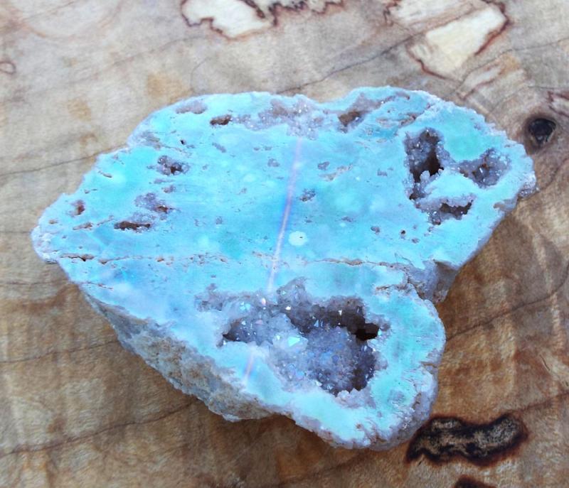 Angel Aura Geode Half 03