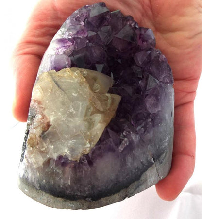 Standing Amethyst Druzy Gemstone 06