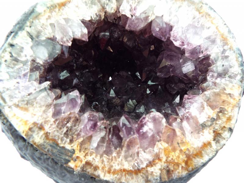 Amethyst Gemstone Geode Cave 01
