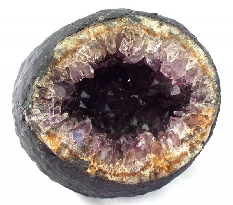 Amethyst Gemstone Geode Cave 01