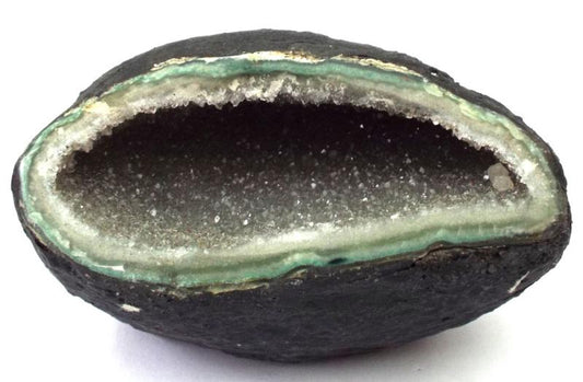 Amethyst Mini Gemstone Geode Cave 03