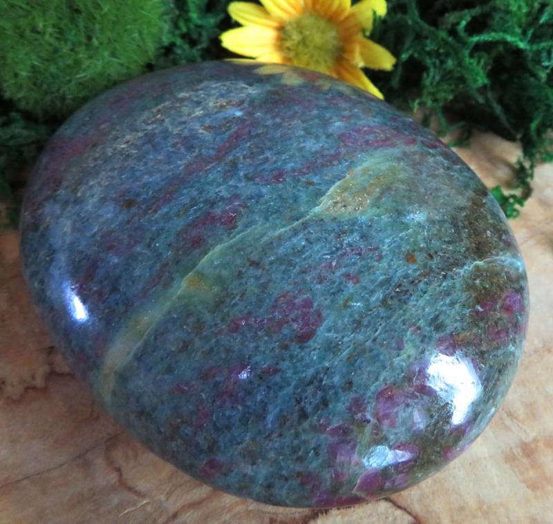 Ruby In Kyanite Palmstone Pebble 12