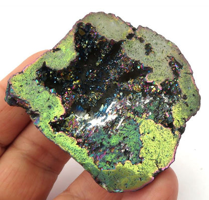 Titanium Aura Quartz Geode Half 01