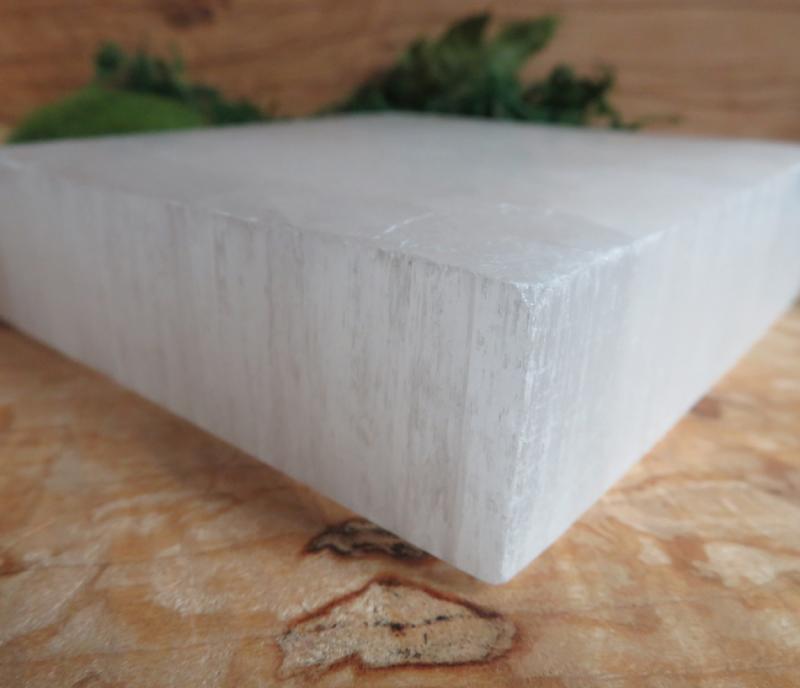 Selenite Gemstone Charging Plate