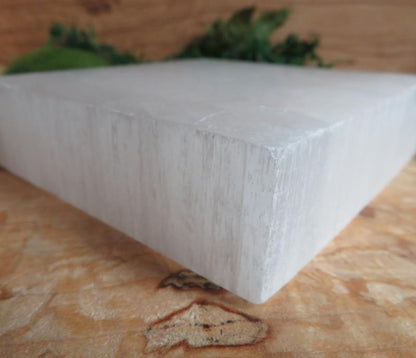 Selenite Gemstone Charging Plate