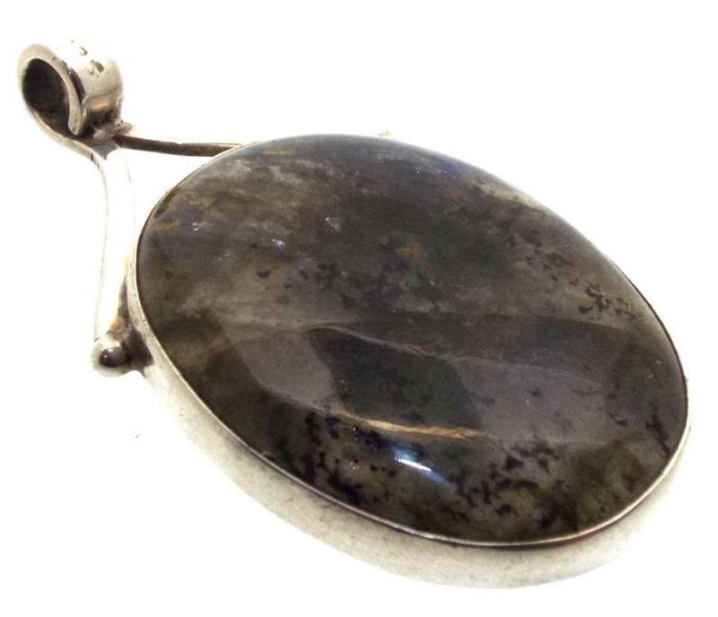 Labradorite Indian Silver Pendant 01