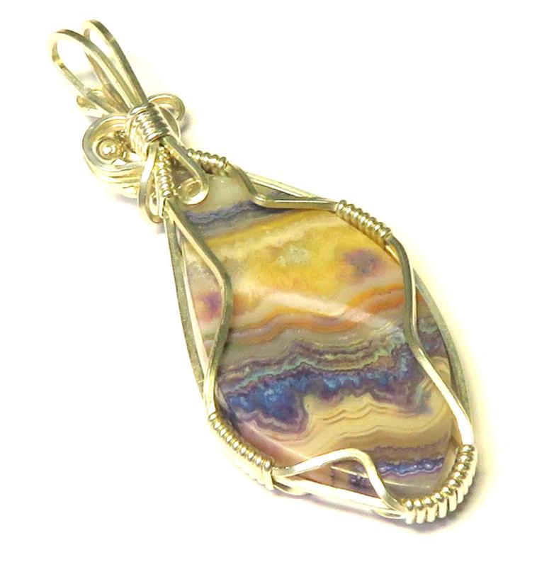 Coloured Agate Silver Plated Wire Wrapped Pendant 20