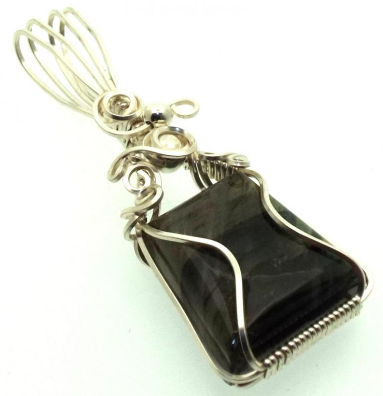 Labradorite Gemstone Silver Filled Wire Wrapped Pendant 08