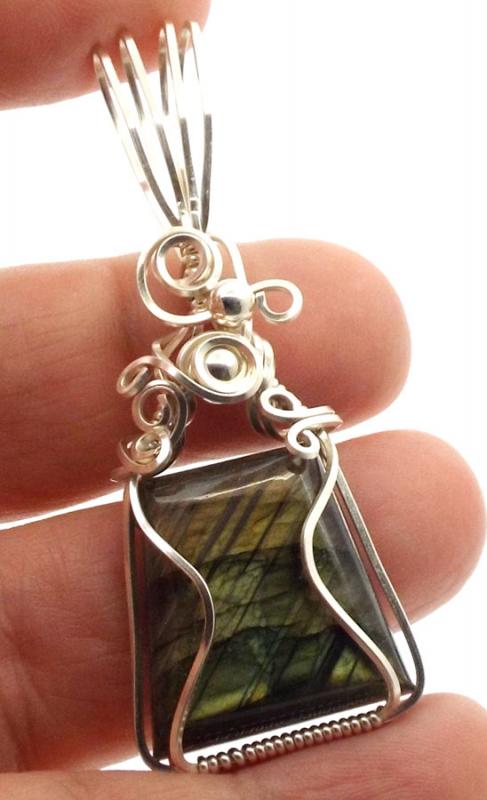 Labradorite Gemstone Silver Filled Wire Wrapped Pendant 08
