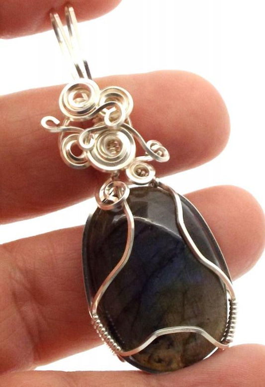 Labradorite Gemstone Silver Filled Wire Wrapped Pendant 09