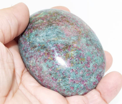 Ruby In Kyanite Palmstone Pebble 04