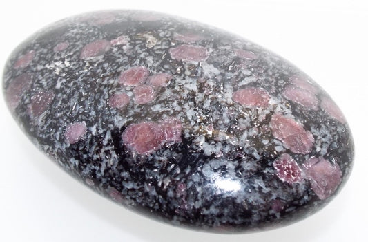 Spinel In Matrix Palmstone Pebble 5