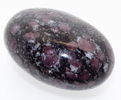 Spinel In Matrix Palmstone Pebble 7