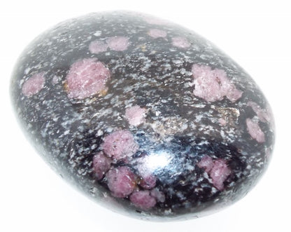 Spinel In Matrix Palmstone Pebble 8