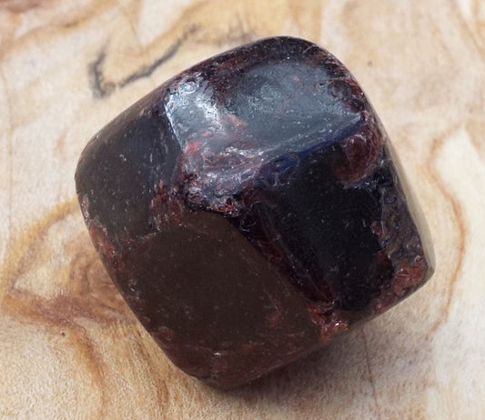 Garnet Nugget 06