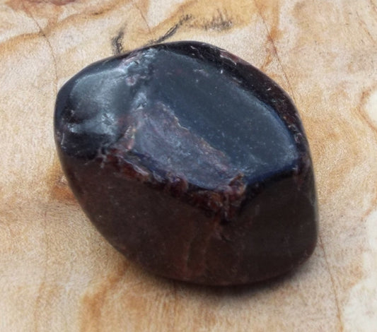 Garnet Nugget 07