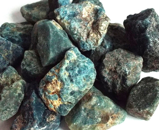 1 x Raw Medium Apatite