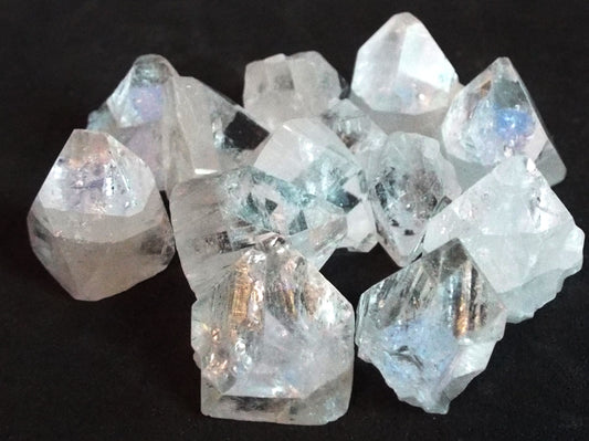 1 x Medium Apophyllite Top Raw Gemstone
