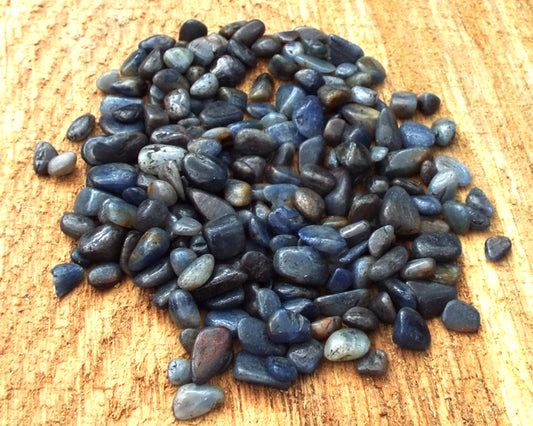 50gms Sapphire Small Tumbled Chips Pack