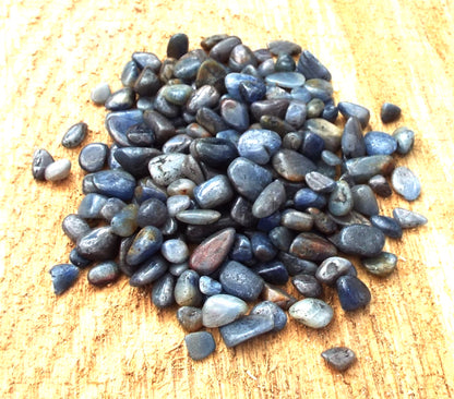 50gms Sapphire Small Tumbled Chips Pack