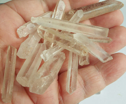 1 x Singing Quartz Point Raw Gemstone
