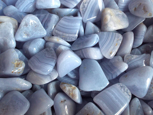 1 x Medium Blue Lace Agate Tumblestone