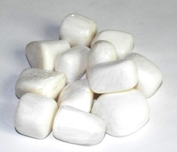 1 x Scolecite Tumblestone