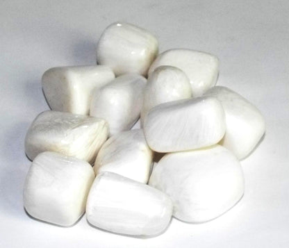 1 x Scolecite Tumblestone