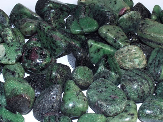 1 x Zoisite Tumblestone