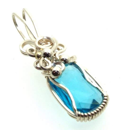 Blue Topaz Faceted Gemstone Sterling Silver Wire Wrapped Pendant 05