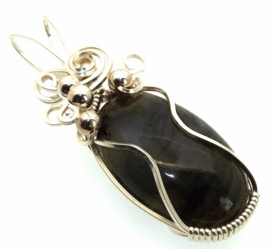 Labradorite Gemstone Silver Plated Wire Wrapped Pendant 02