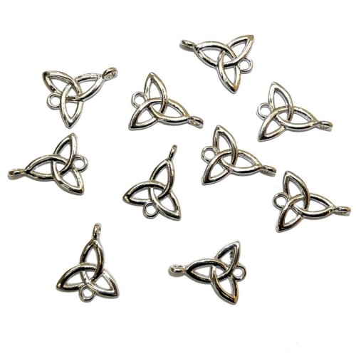 10x Medium Silver Coloured Metal Triquetra Charms